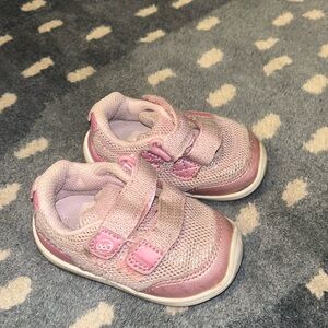 Stride Rite 3.5M Pink Toddler Shoes